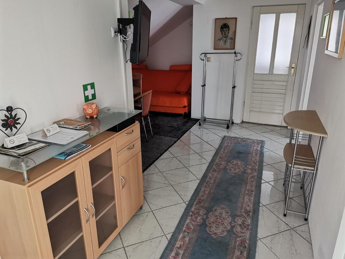 Panorama Apartman Molvice Buitenkant foto